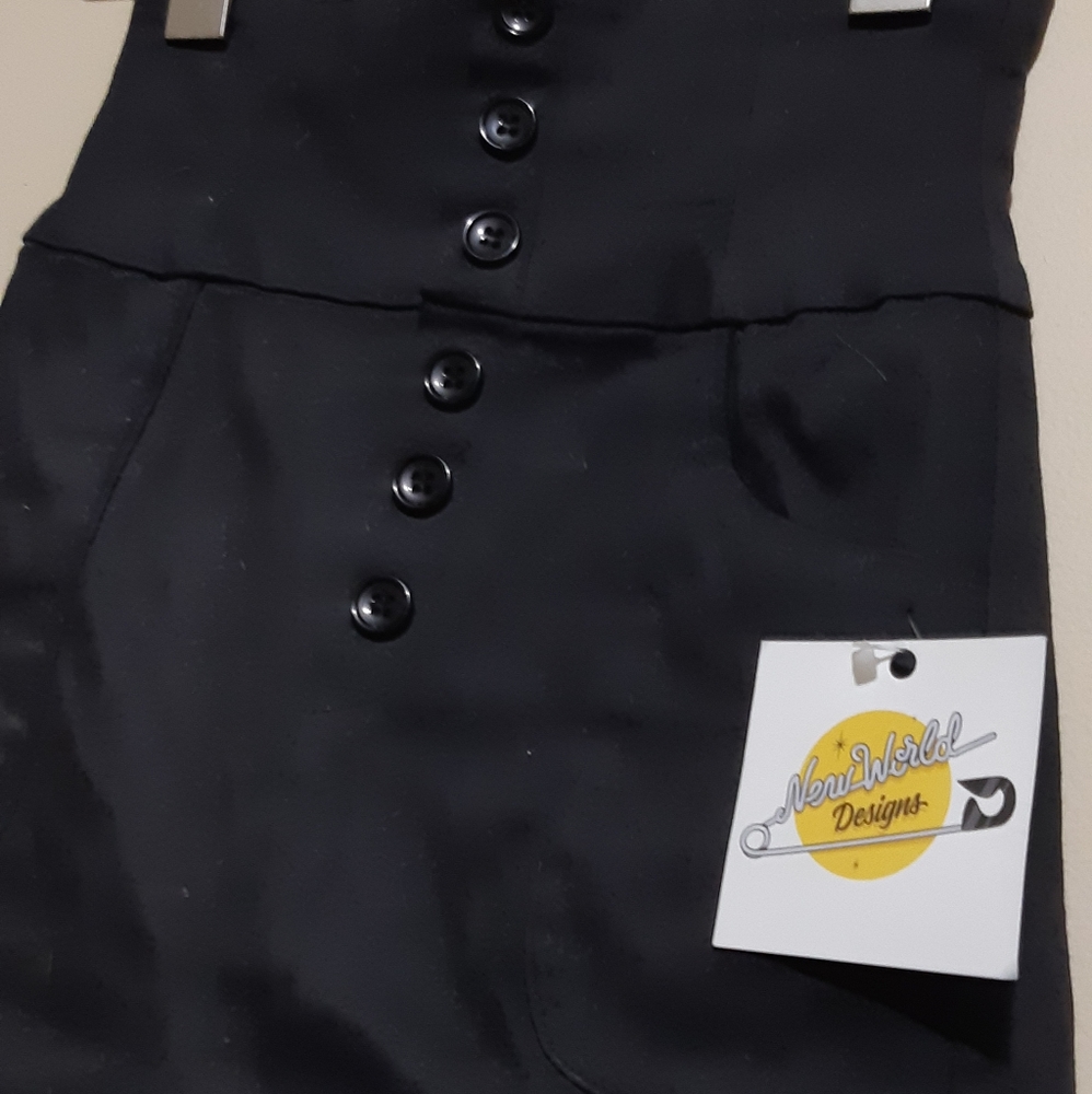 Collectif Nomi Shorts - Picture 8 of 10